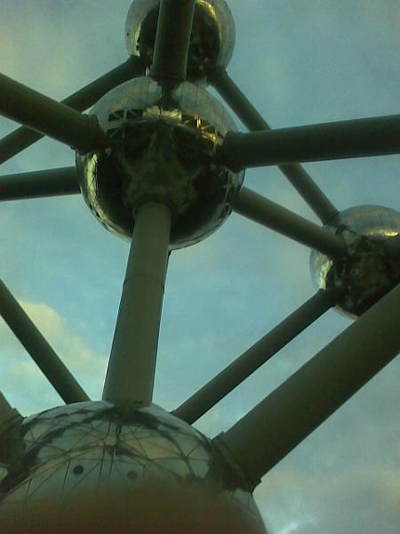 atomium8.jpg - Atomium 8