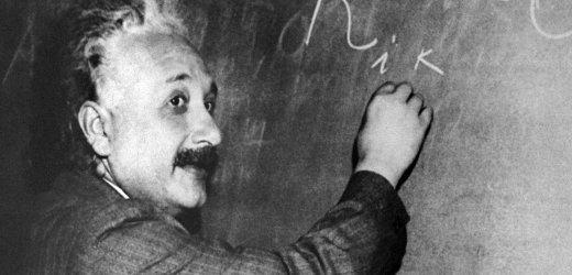 Albert Einstein en de zwaartekrachtgolven